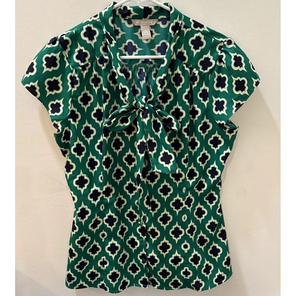 Banana Republic Green,Yellow, Black, Cowl Neck Geometric Print Blouse Sz 0p